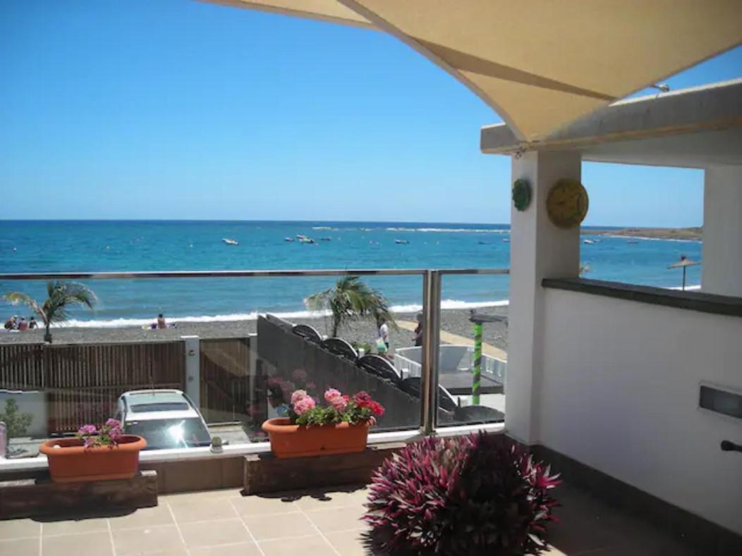 Apartamento Con Encanto En La Playa Frente Al Mar "Posada Rent House" Puerto del Rosario  Exterior photo